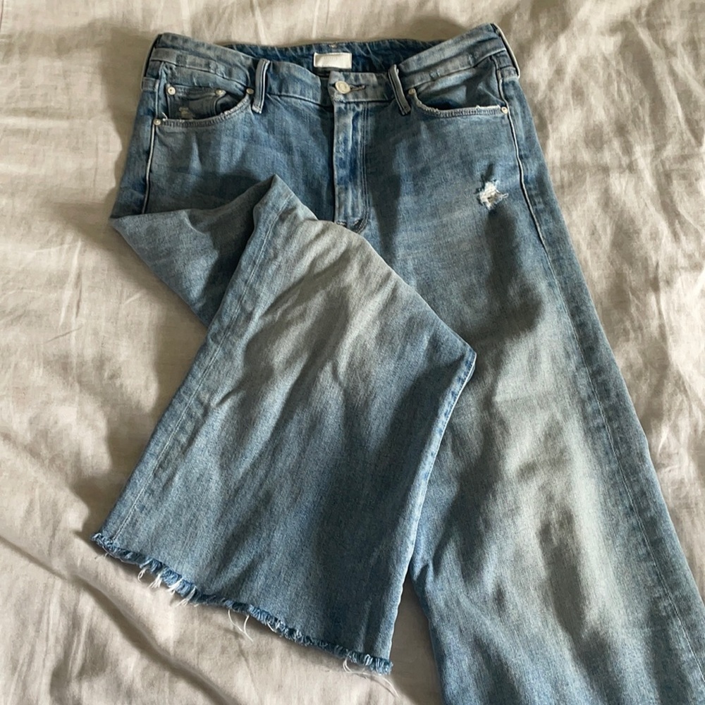 Wide Leg Mother Roller Crop Fray Jeans